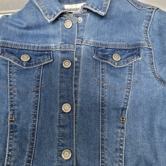 Looney Tunes Tweety Bird Denim Jacket - Picture 3 of 10